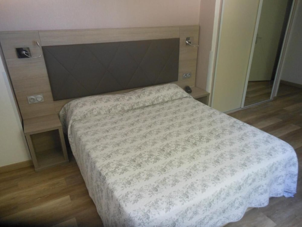 City, Quadruple, Queen and Twin Beds