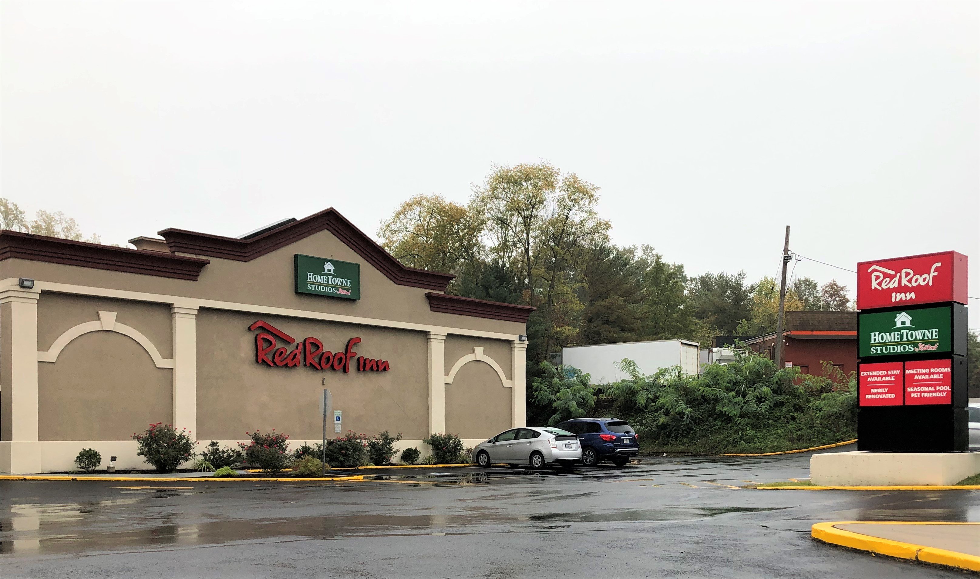 HomeTowne Studios by Red Roof Bordentown - McGuire AFB 10/12