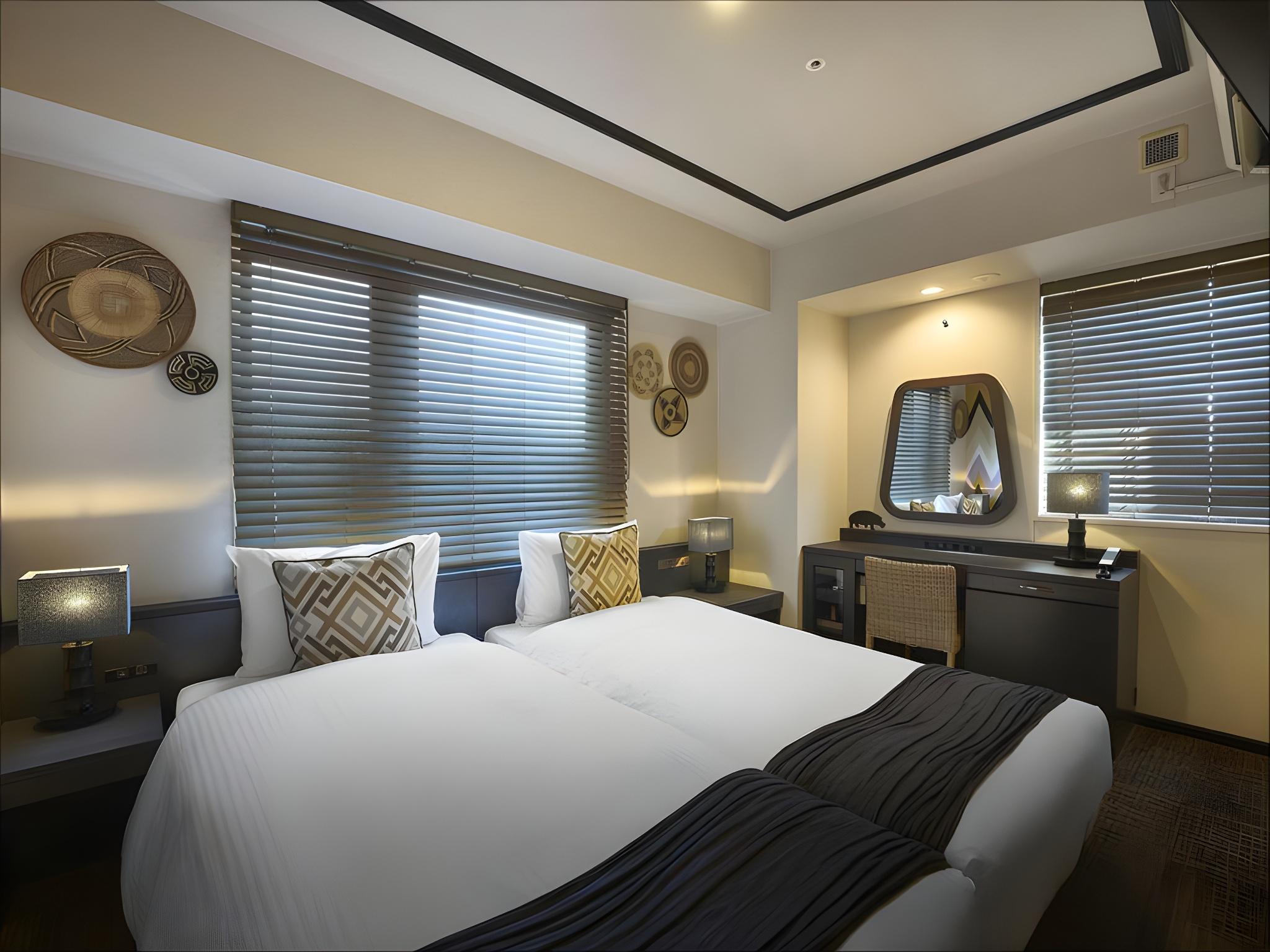 Female Only, Twin Beds