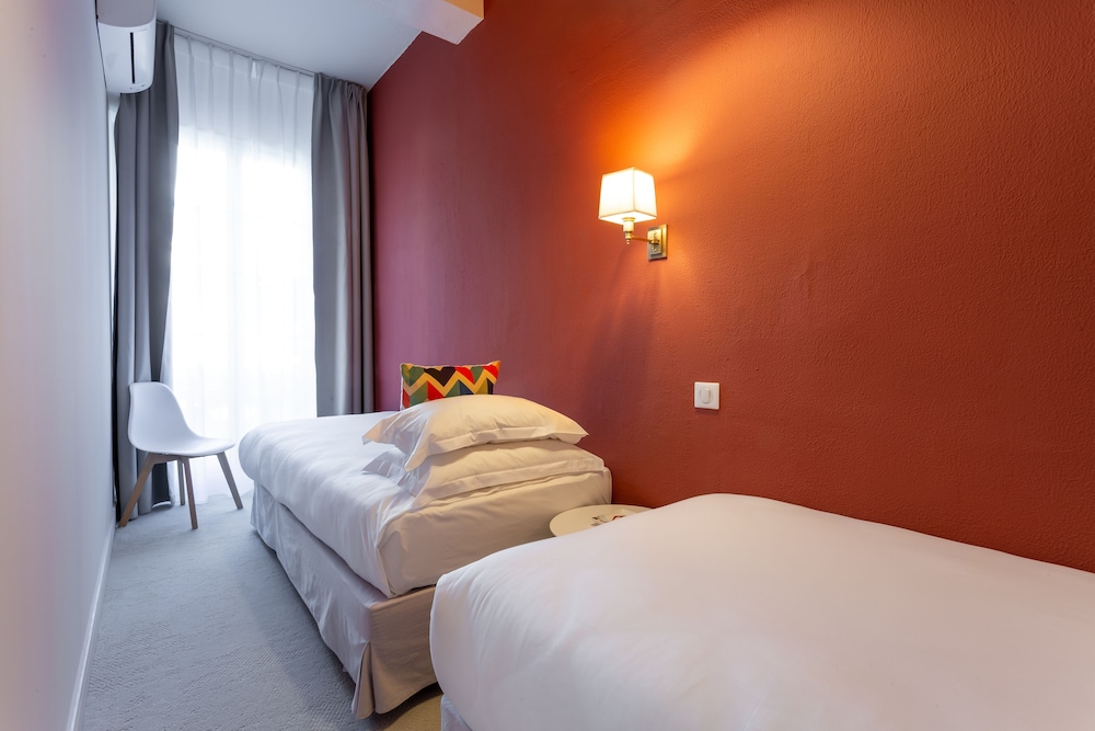 Hotel Le Relais de Poste 19/65