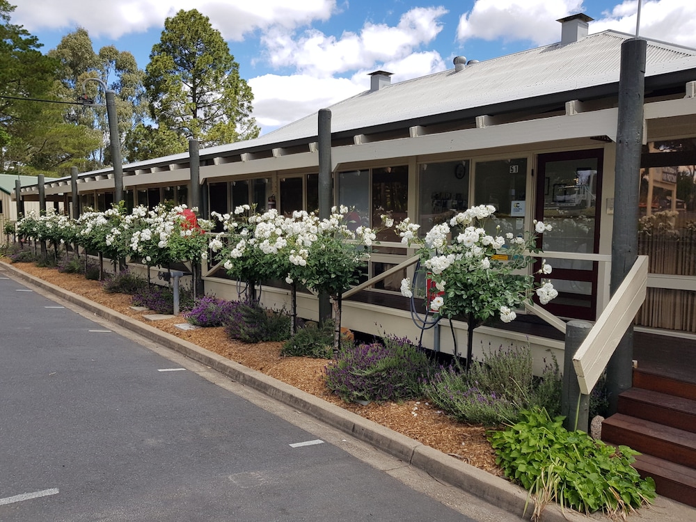 Golden Heritage Motor Inn 2/65