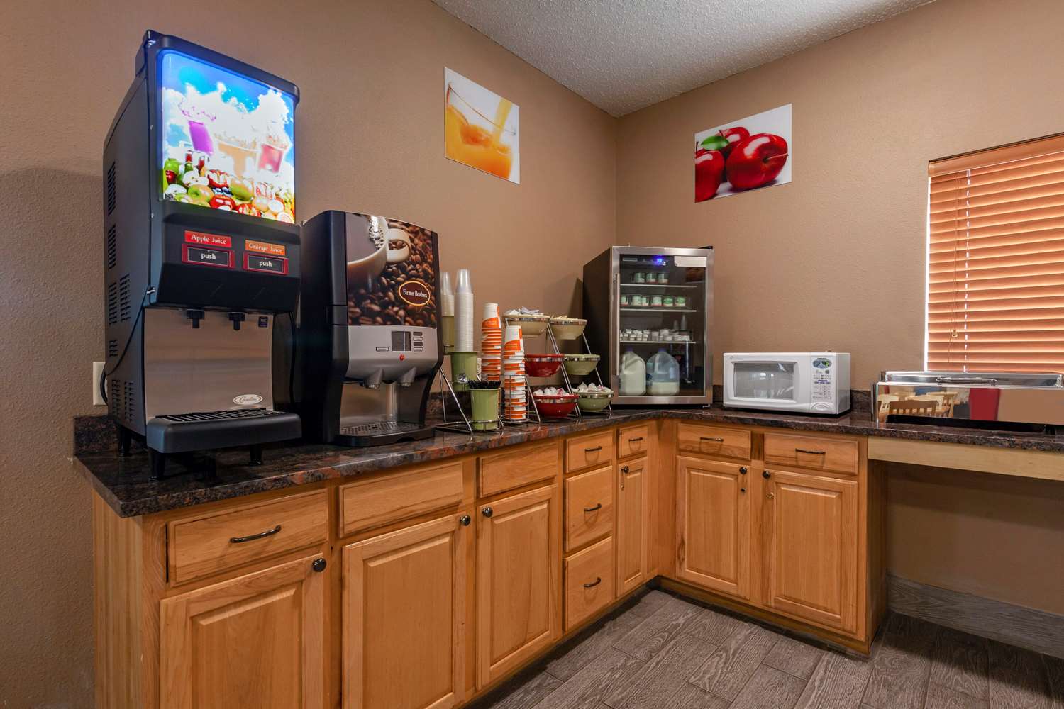 Quality Inn Redgranite 6/22