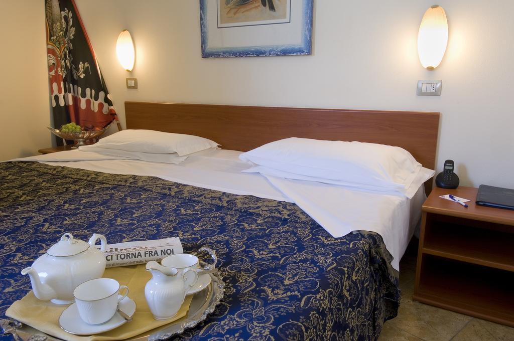 Hotel Palazzo Dei Priori 5/17