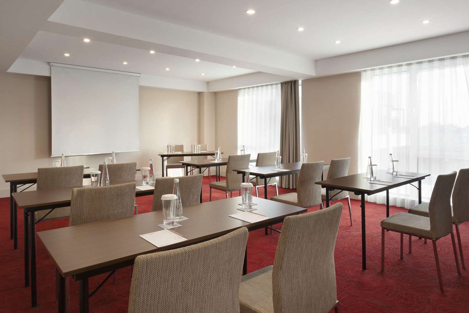 Ramada Encore By Wyndham Bayrampasa 34/40