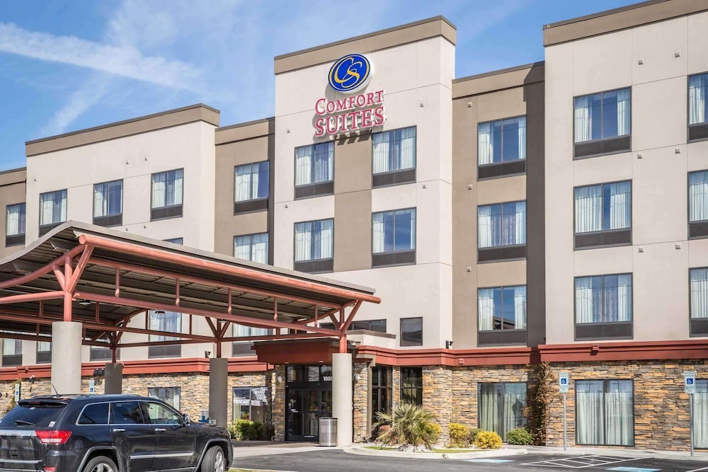 Comfort Suites New Bern near Cherry Point 3/65