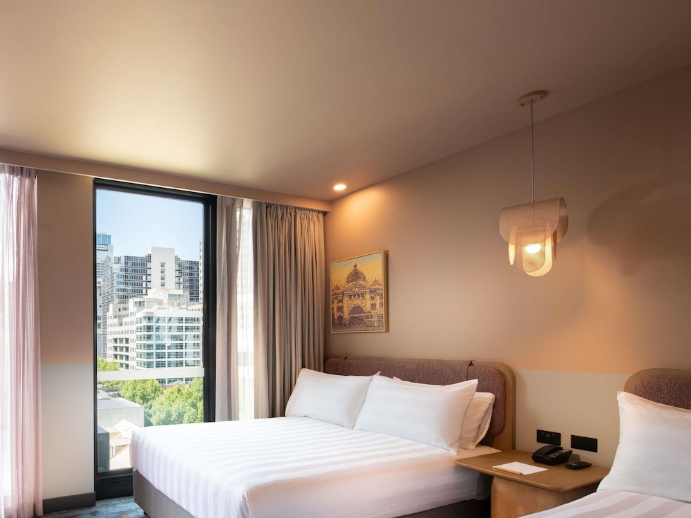 Superior, 2 Double Beds, City View