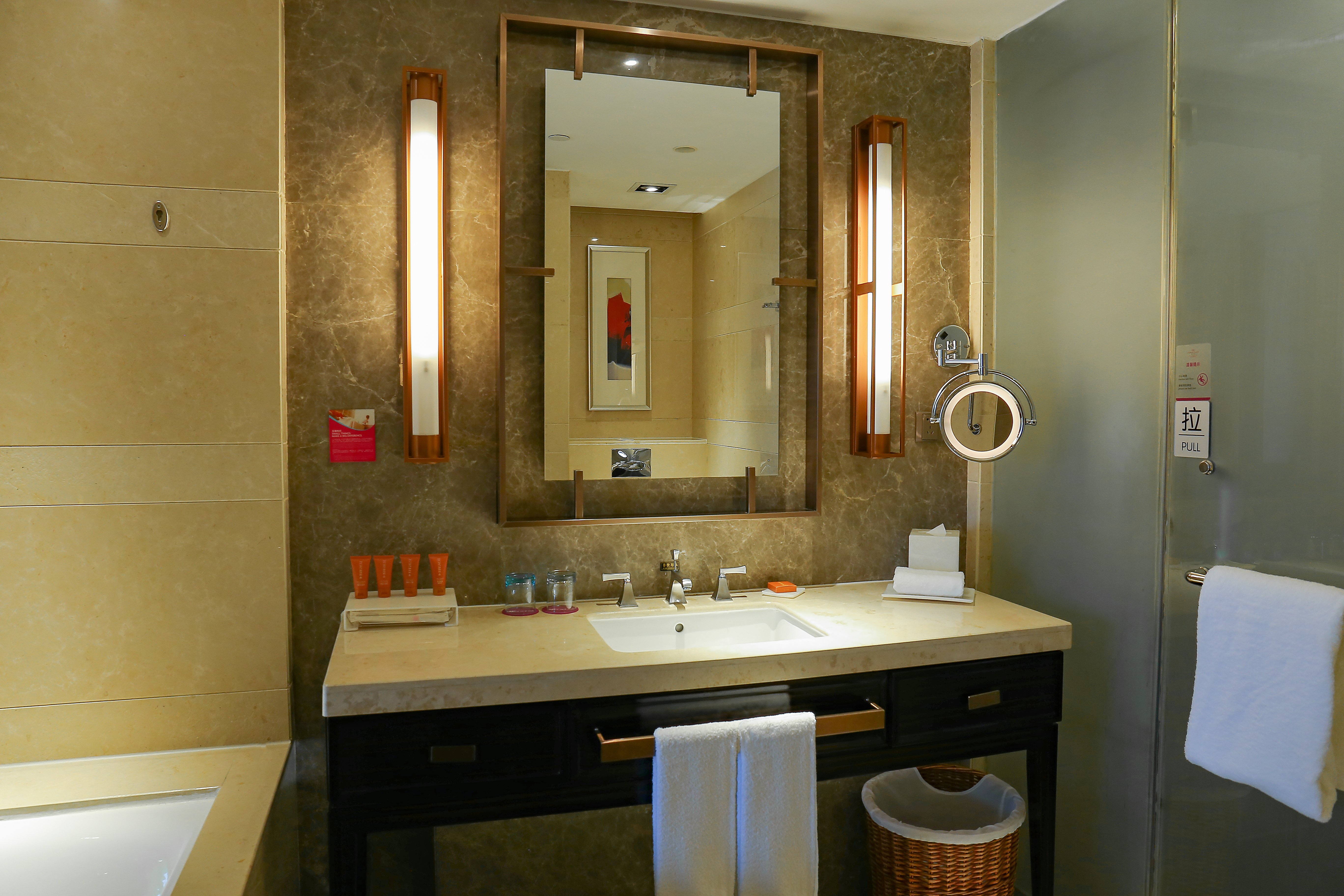 CROWNE PLAZA HOTEL XUZHOU DALONG LAKE 49/50