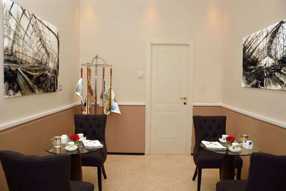 LH Hotel Lloyd Rome 50/53