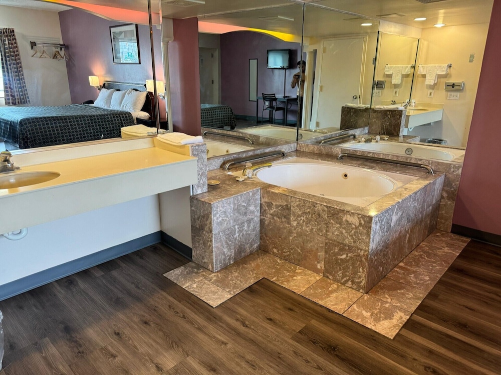 Express Inn -Rahway 45/46