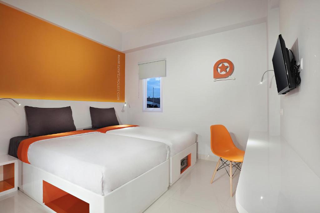 Starlet Hotel Serpong 8/25