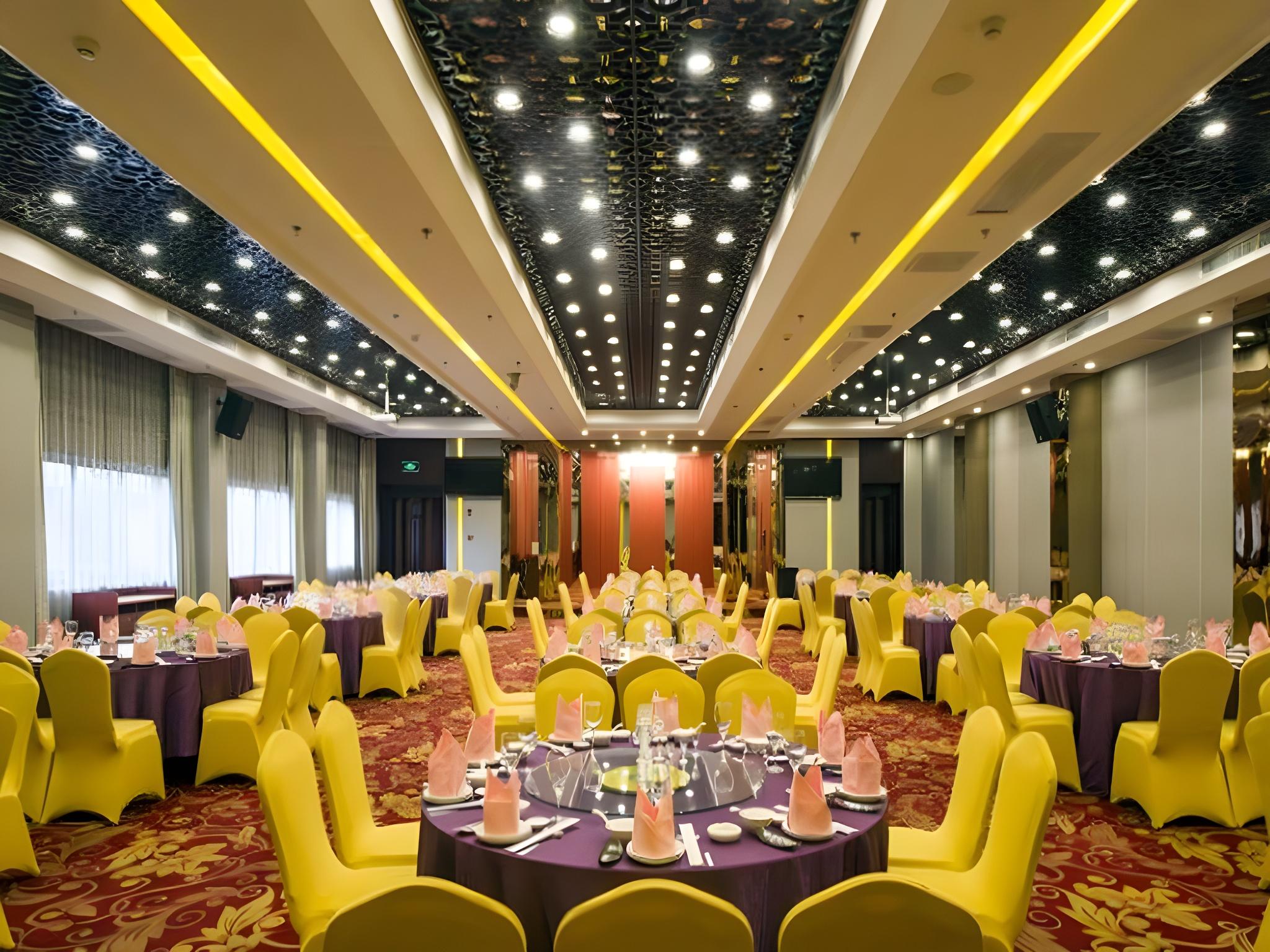 Overseas Chinese Quanzhou 45/50