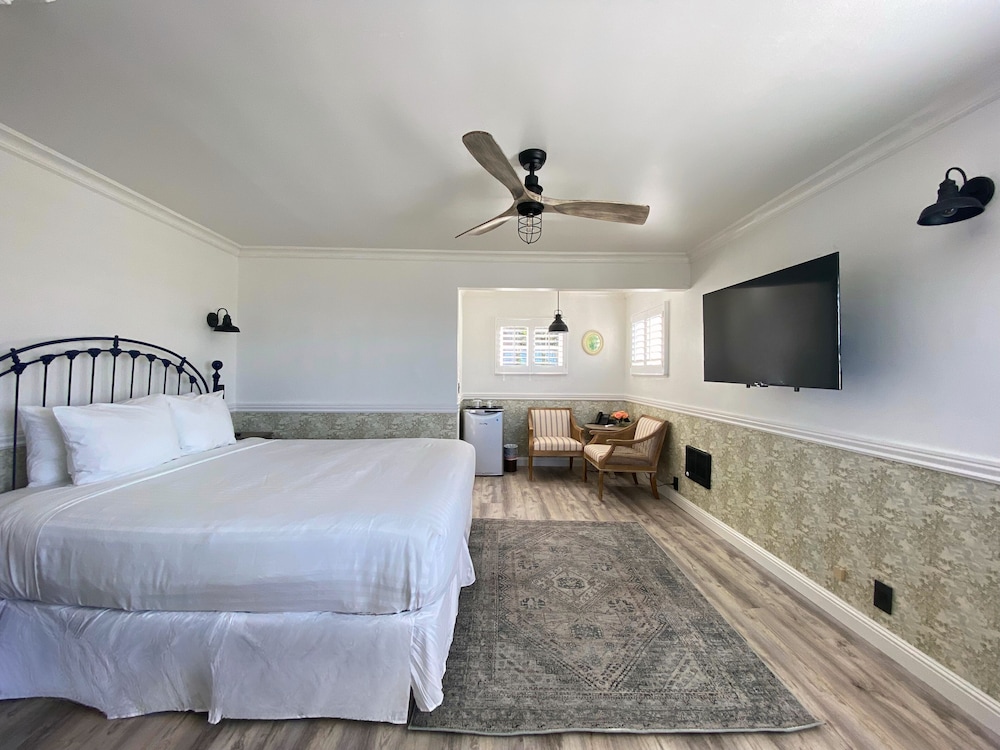 EXECUTIVE, SUITE, OCEAN VIEW