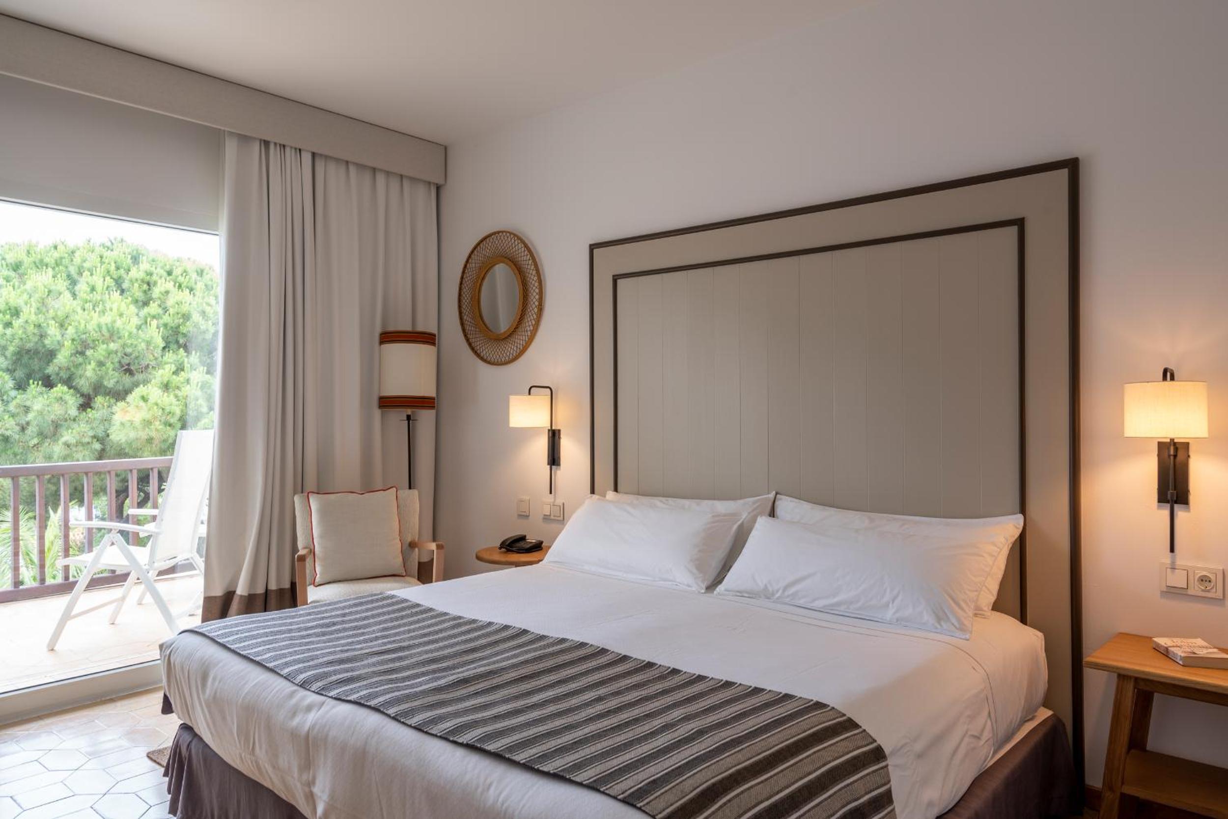 Room, Double Bed, Parador De Mazagon 9/10