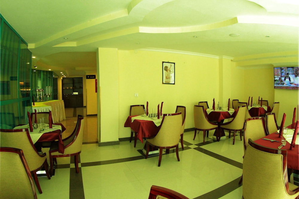 Zmama Hotel 25/50