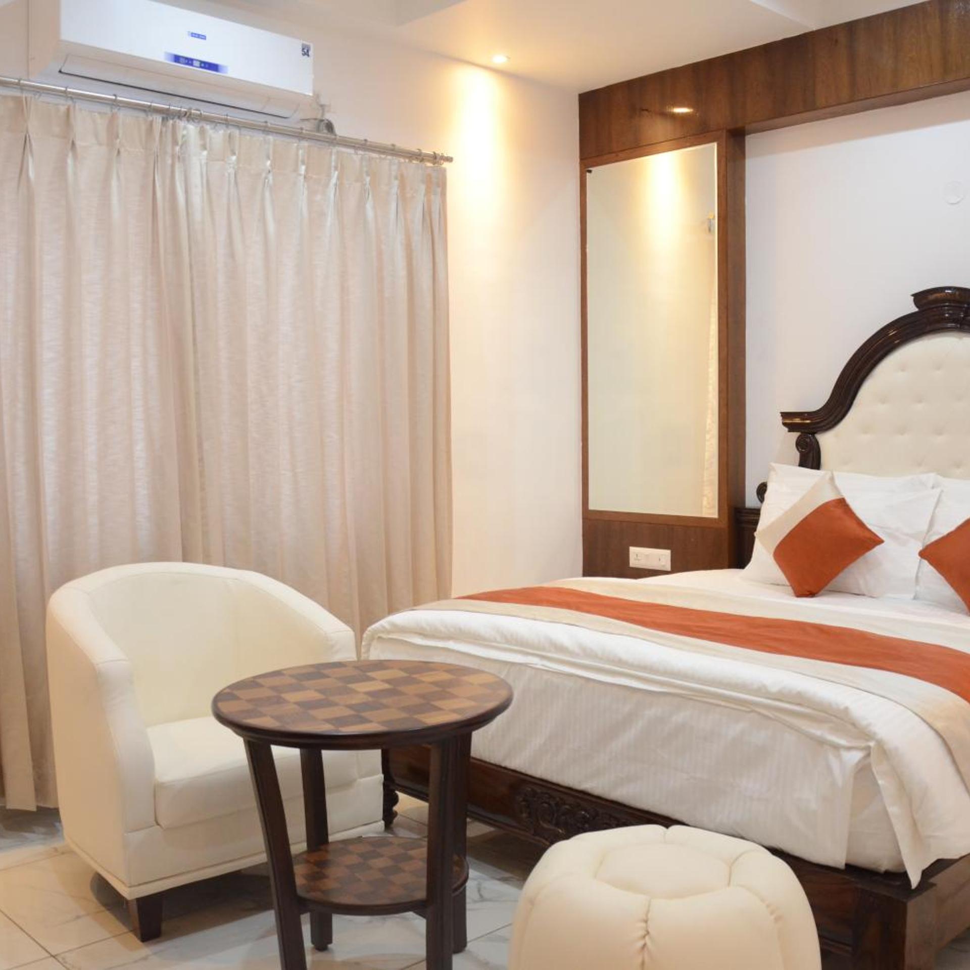 غرفة تنفيذية بسرير كينج، Hotel Loksagar 5/5