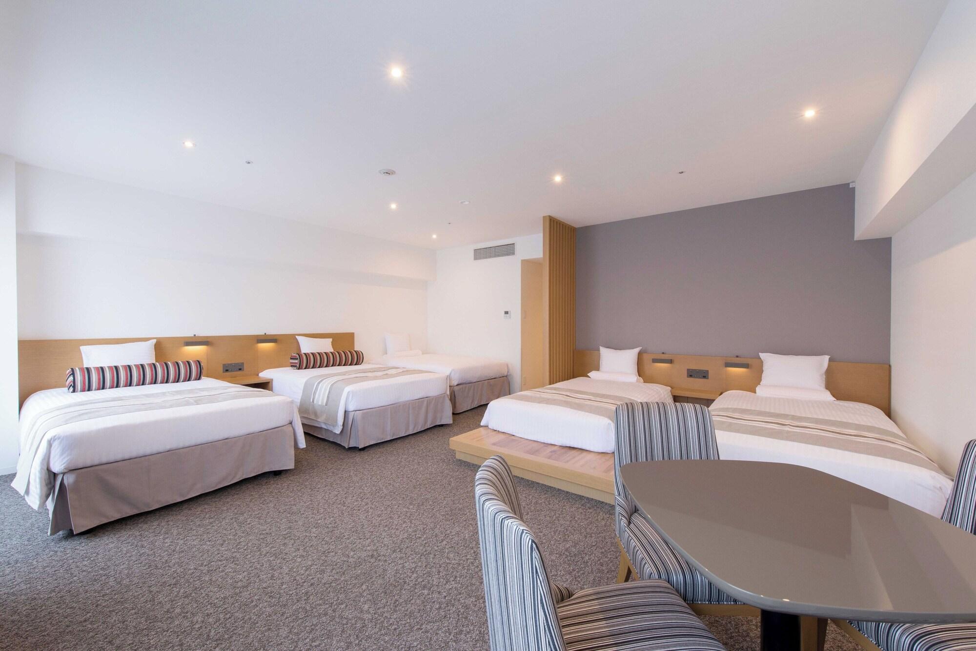 Grand Deluxe Fourth with Extra Bed Non smoking