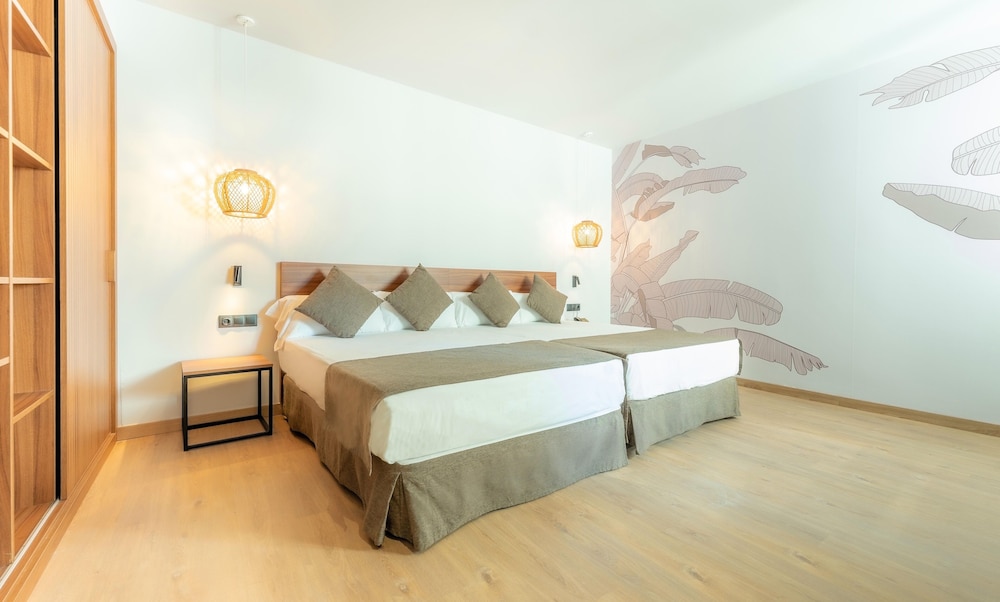 Hotel Dwo Nopal 12/30