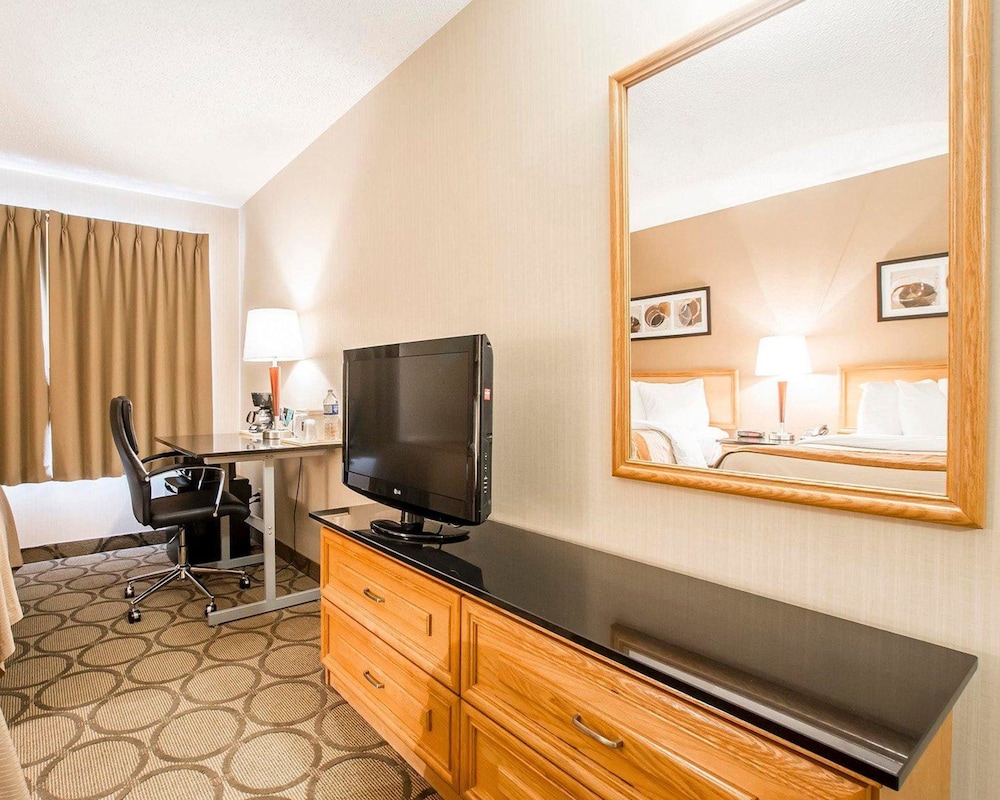 Comfort Inn Rimouski 24/38