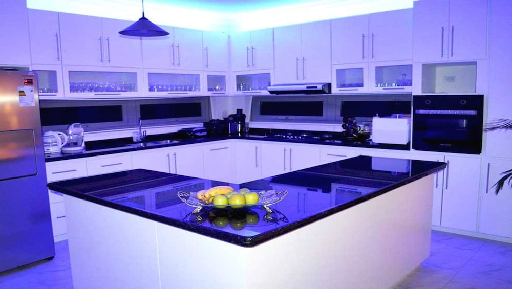 Adonai Hotel Boutique Bed And Breakfast 74/93