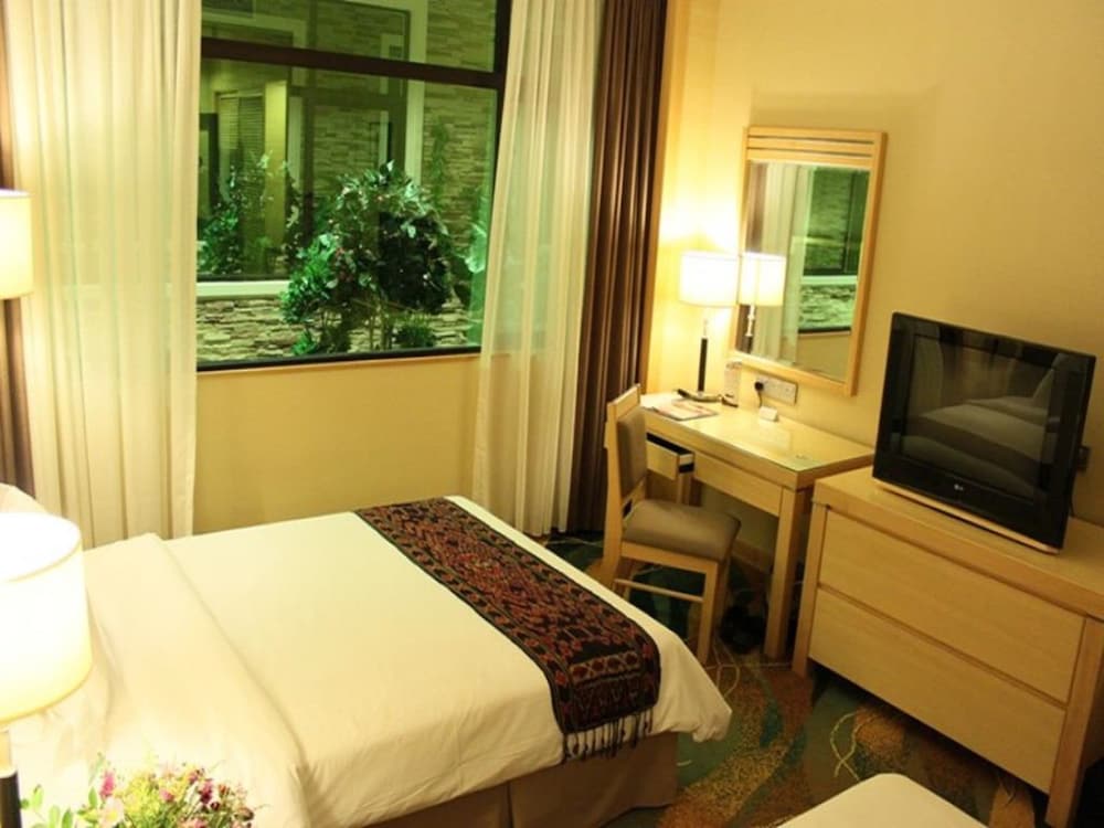 Imperial Palace Hotel 29/52