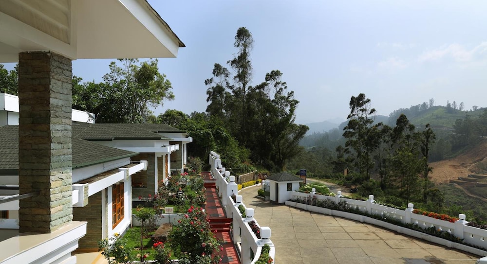 ELYSIUM GARDENS 25/44