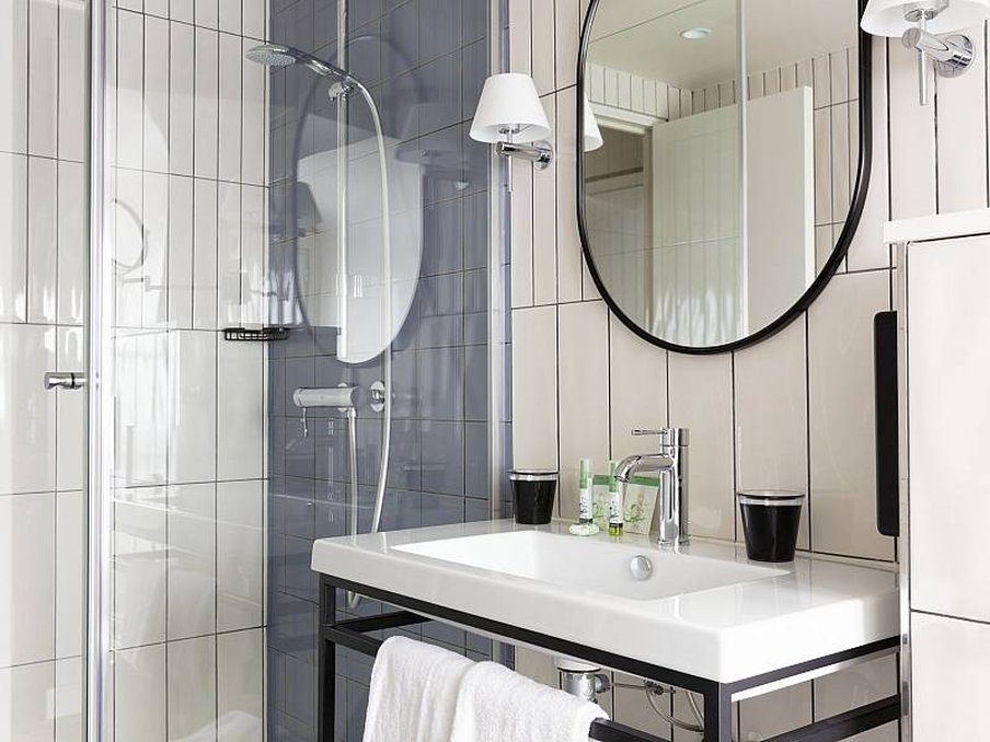 Hotel Bastille Speria 47/48