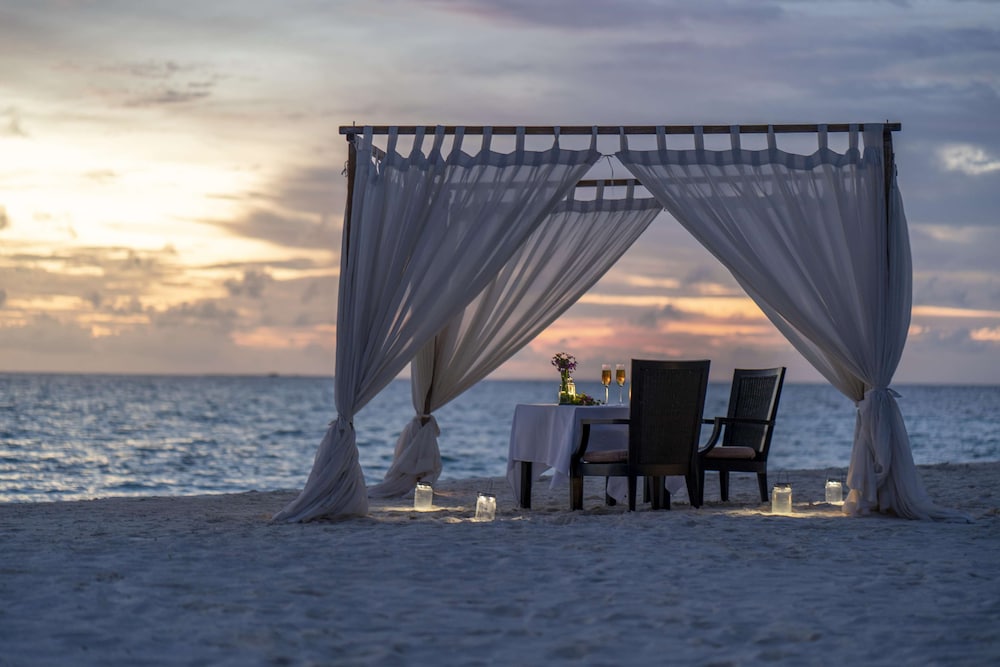Banyan Tree Vabbinfaru 278/284