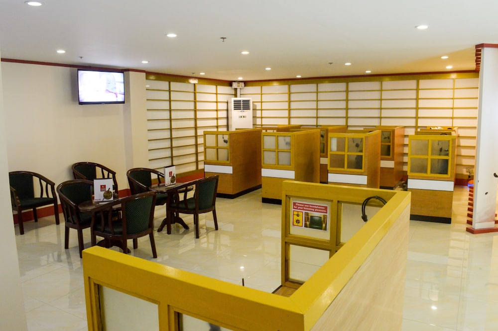 Hotel Sogo Lrt Monumento Station 26/30