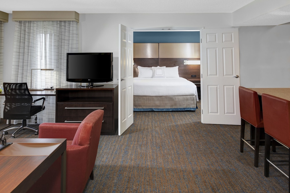 Residence Inn Cleveland Independence 7/33