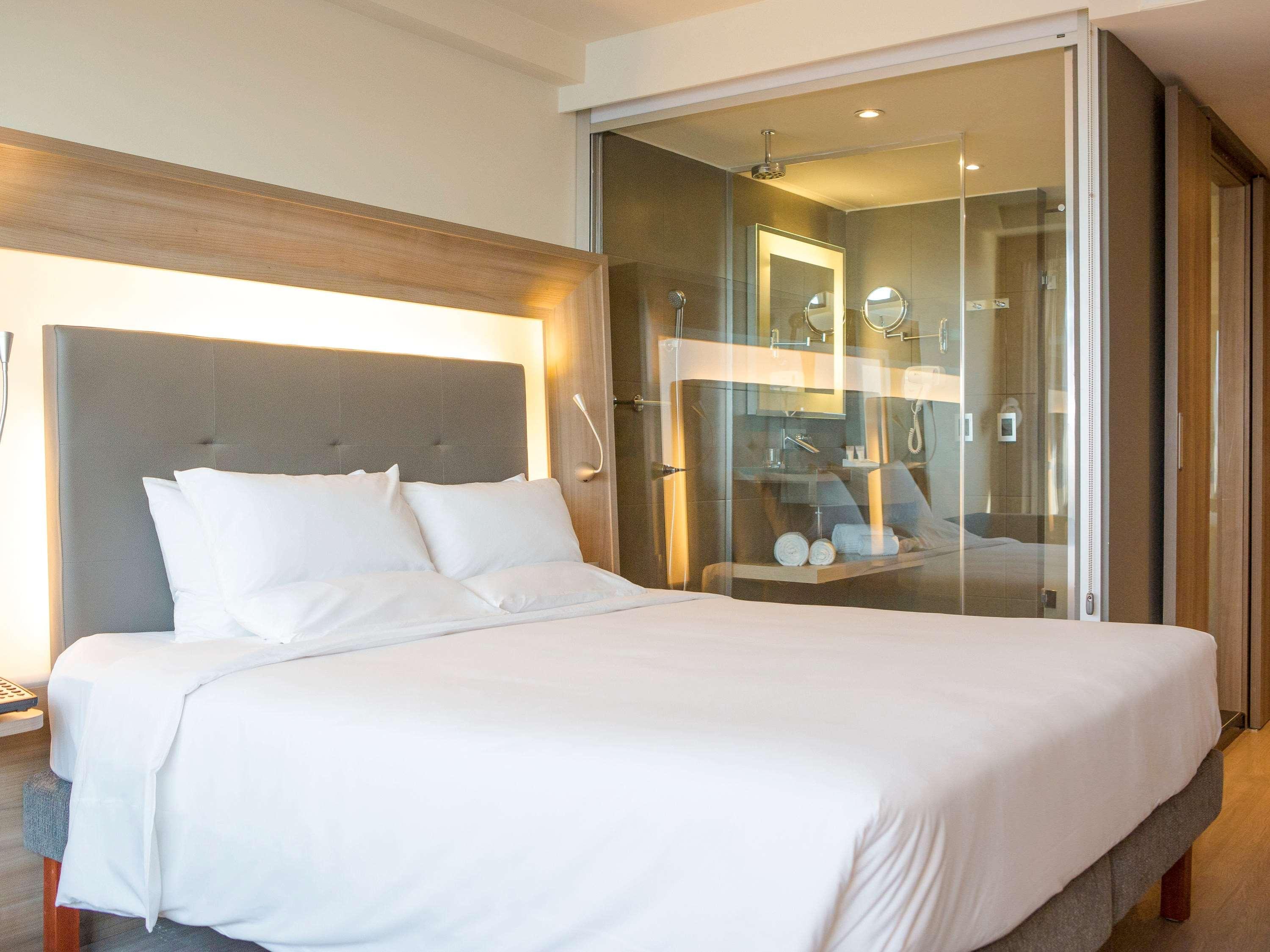 EXECUTIVE, APARTMENT, QUEEN BED, OCEAN VIEW
