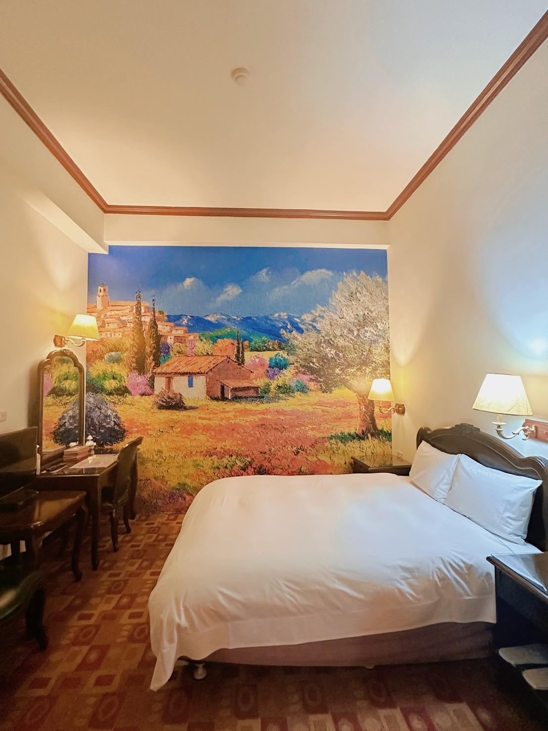 Basic, Double Bed, No Window