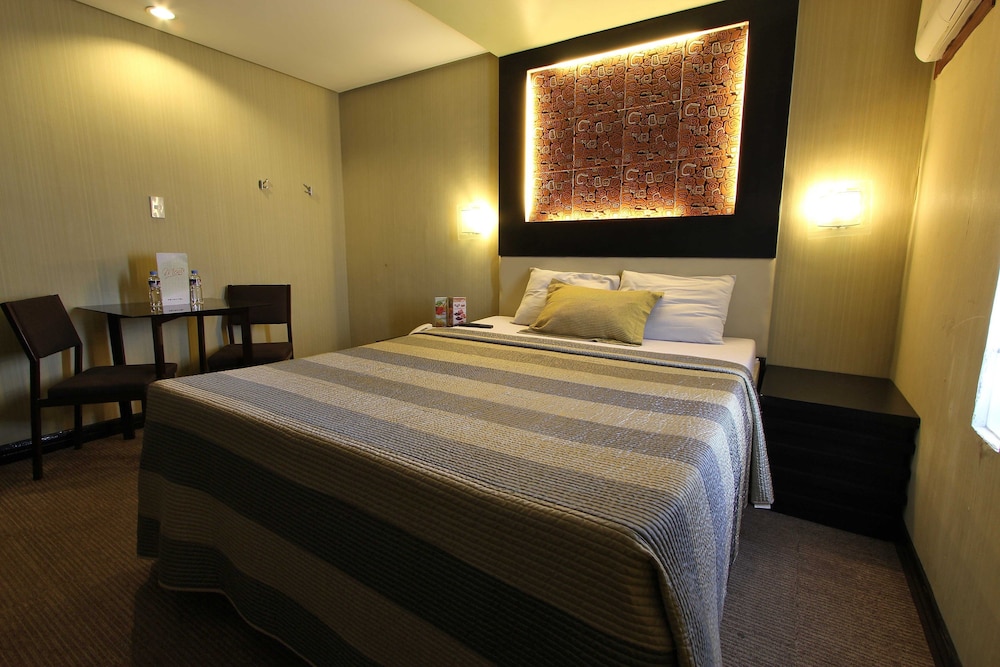Eurotel North Edsa 19/50