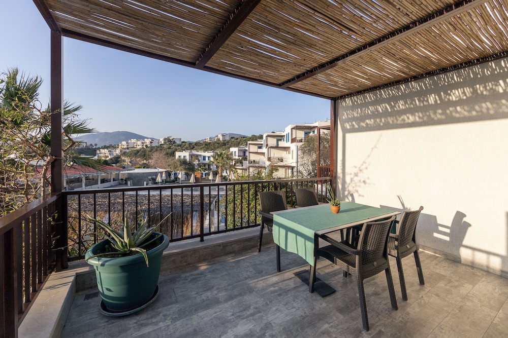 Dorman Suites Hotel 52/73