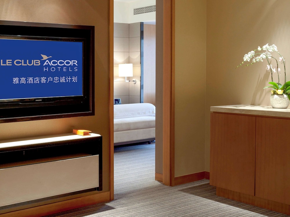 Pullman Dongguan Changan 7/69