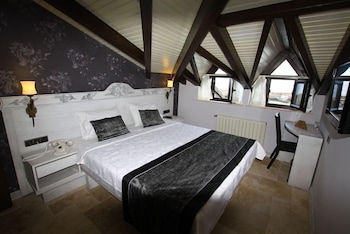 Assos Behram Hotel 10/43