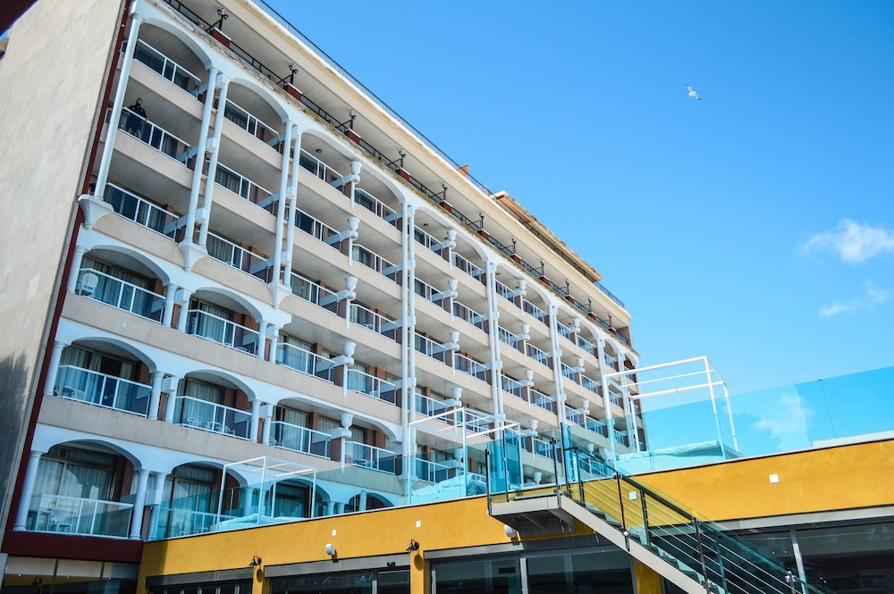 Hotel Seramar Comodoro Playa 2/50
