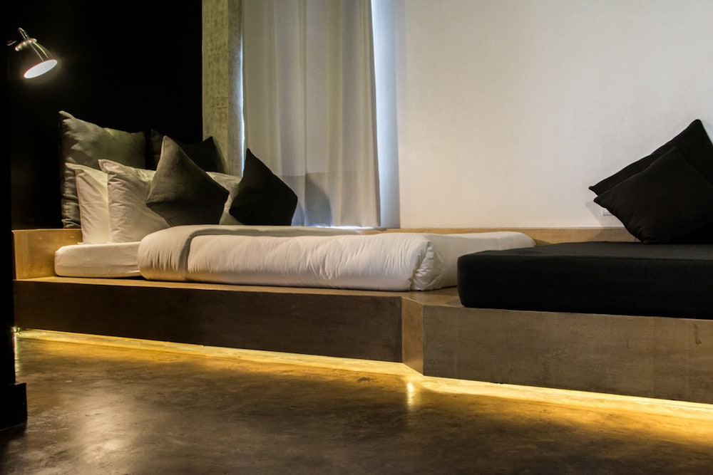 Urban Boutique Hotel 28/40