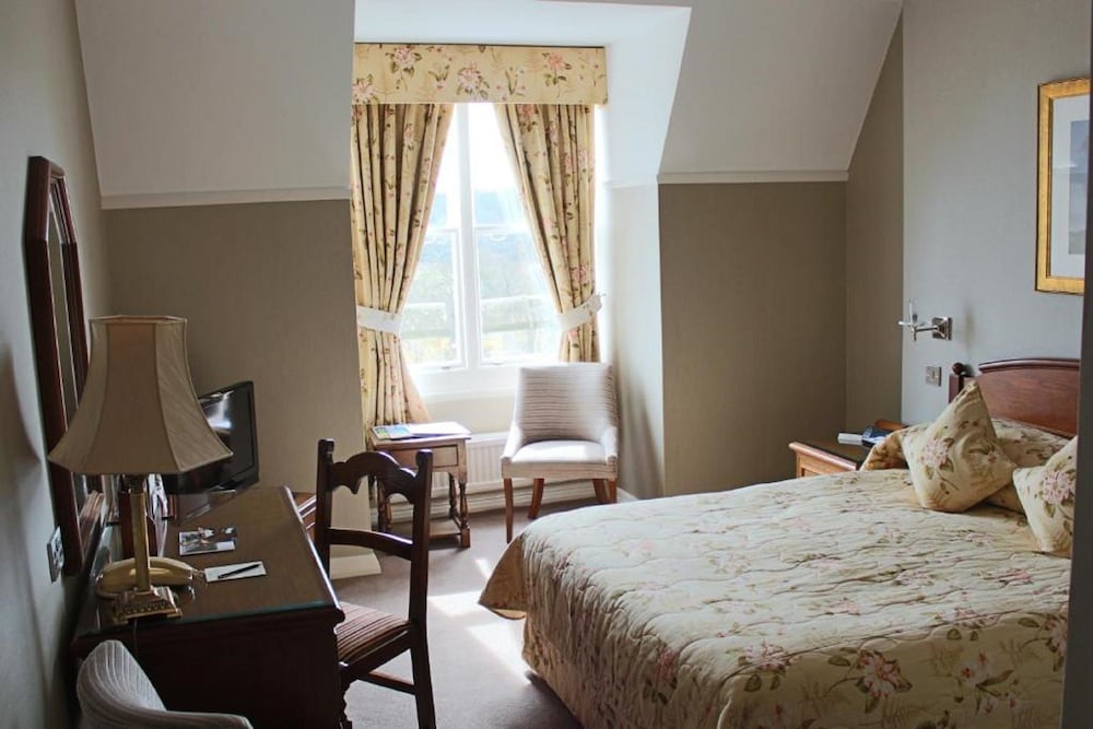 Ashdown Park Hotel And Country Club 14/84