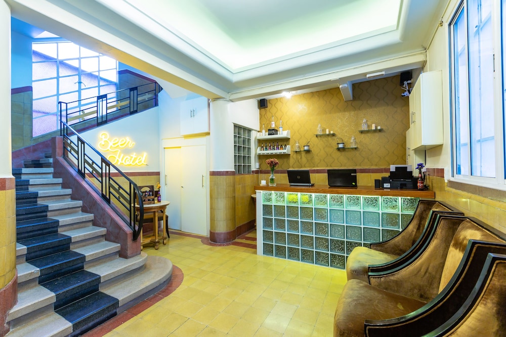 Mala Vecindad Beer Hotel 34/56