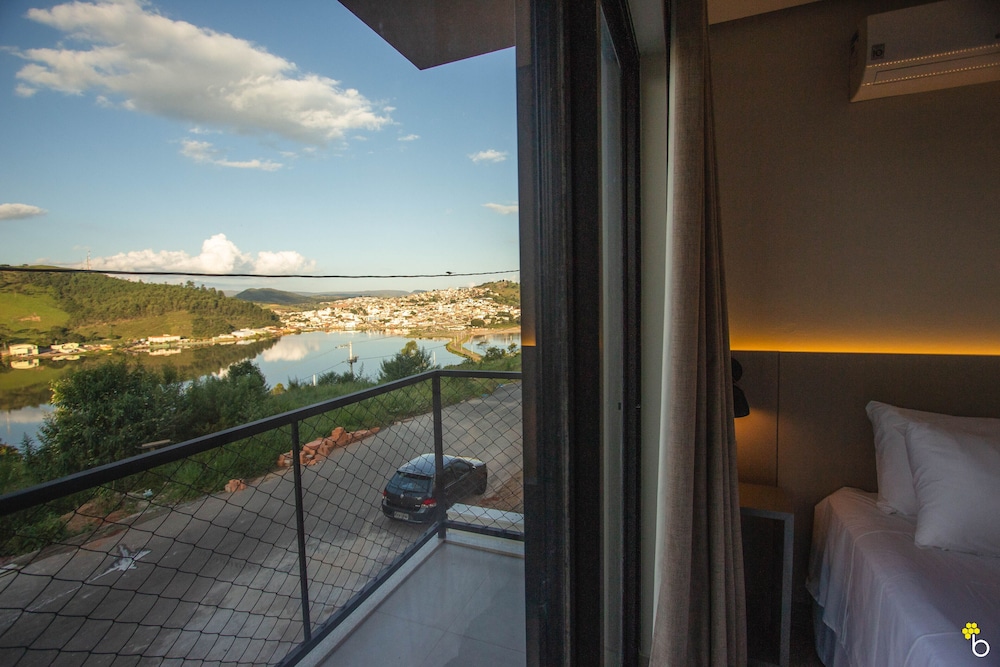 NAIM Hotel 16/18