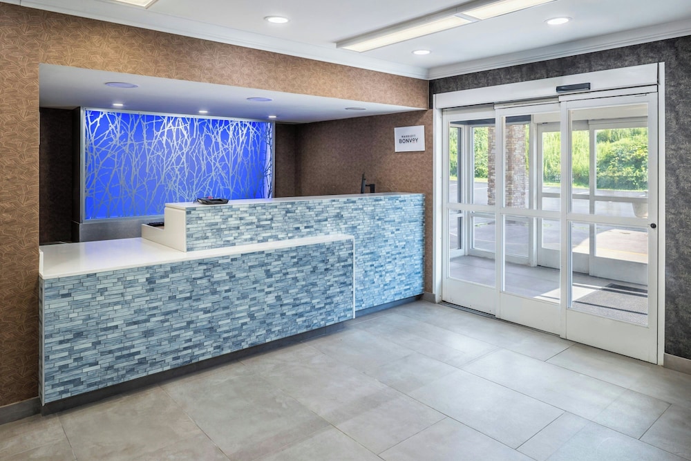 Fairfield Inn Suites Butler 7/50