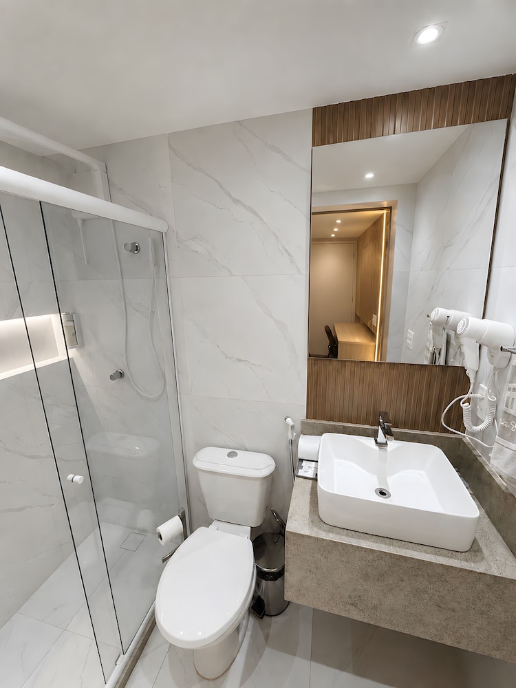 HOTEL CANTAREIRA 56/60