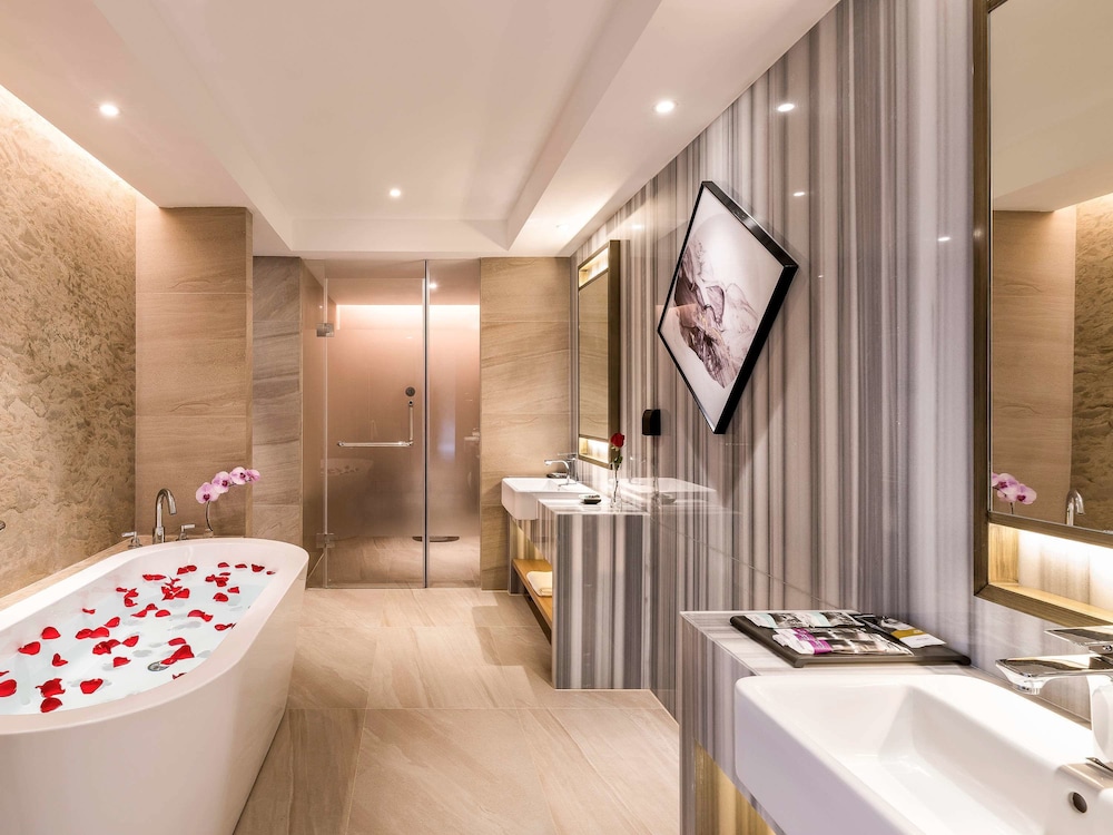 Mercure Chengdu Huapaifang (Opening December 2018) 42/69