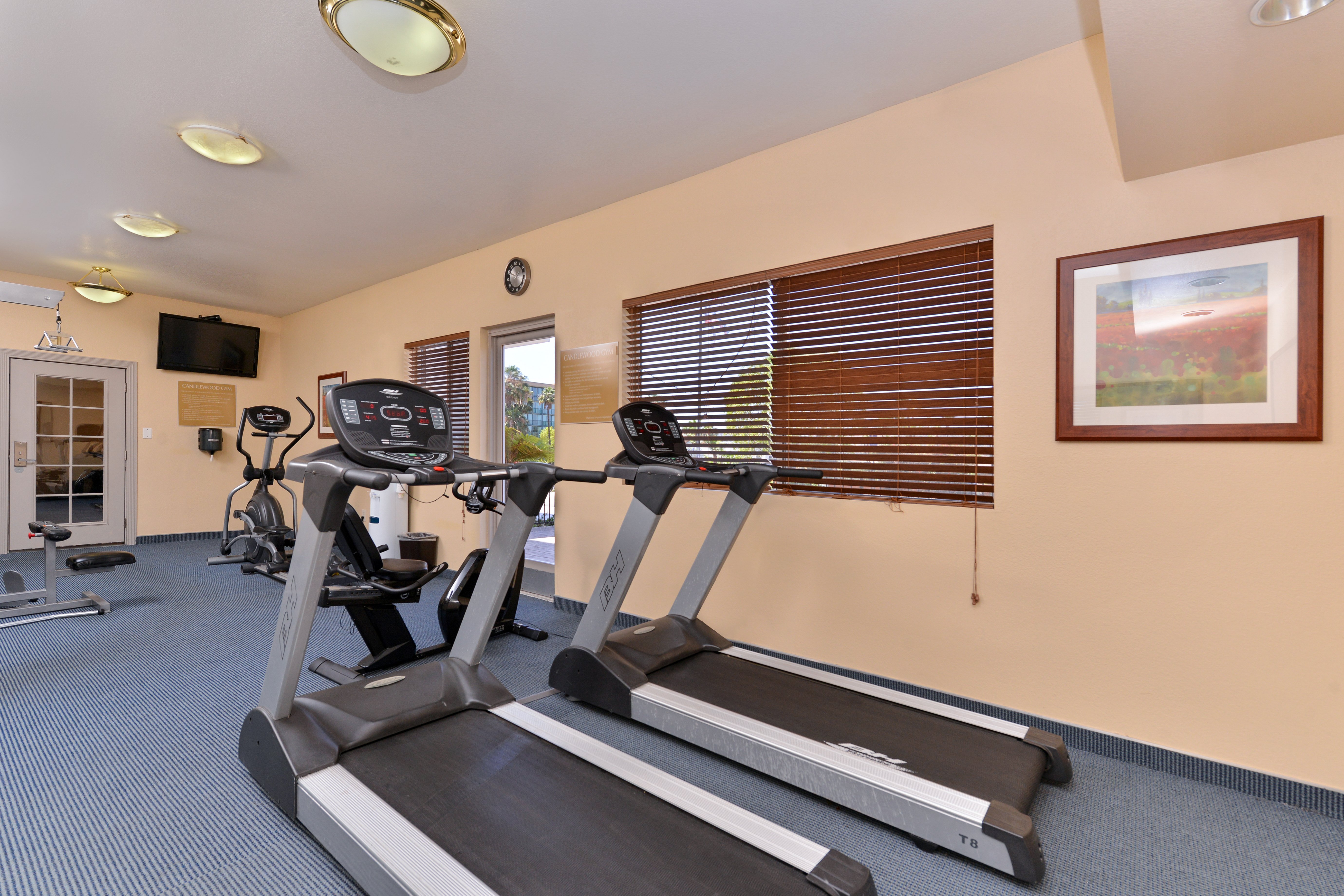 Candlewood Suites San Diego 6/20