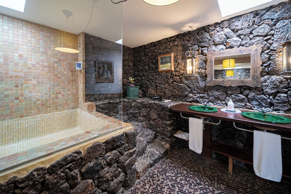 Casa De Hilario 70/71