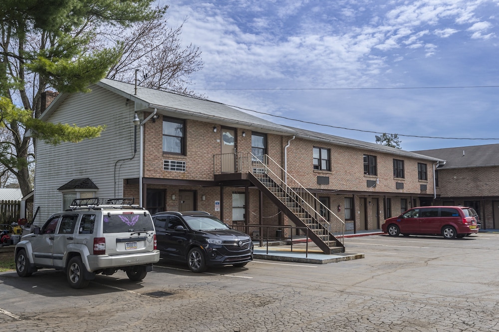 Sunrise Inn Hershey 28/41