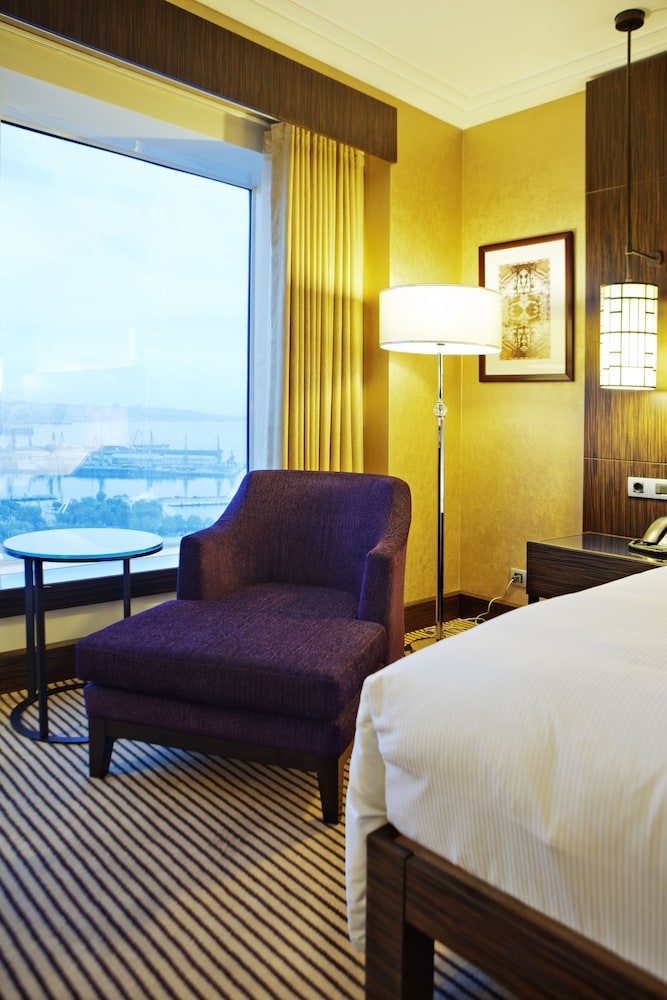 Hilton Baku 15/64