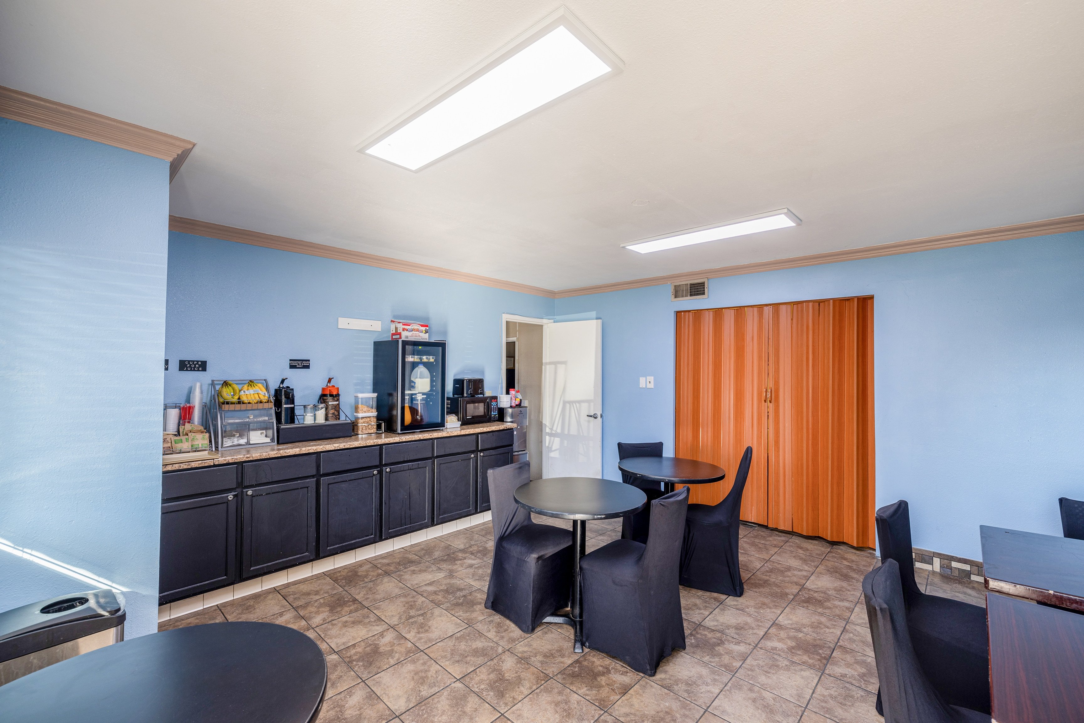 Townhouse Barstow On Historic Route 66 CA I 15 30/46