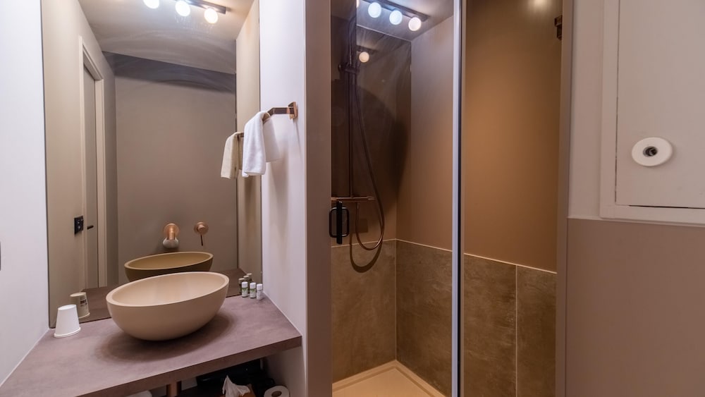 Hotel Kyriad Brive Ouest 57/59