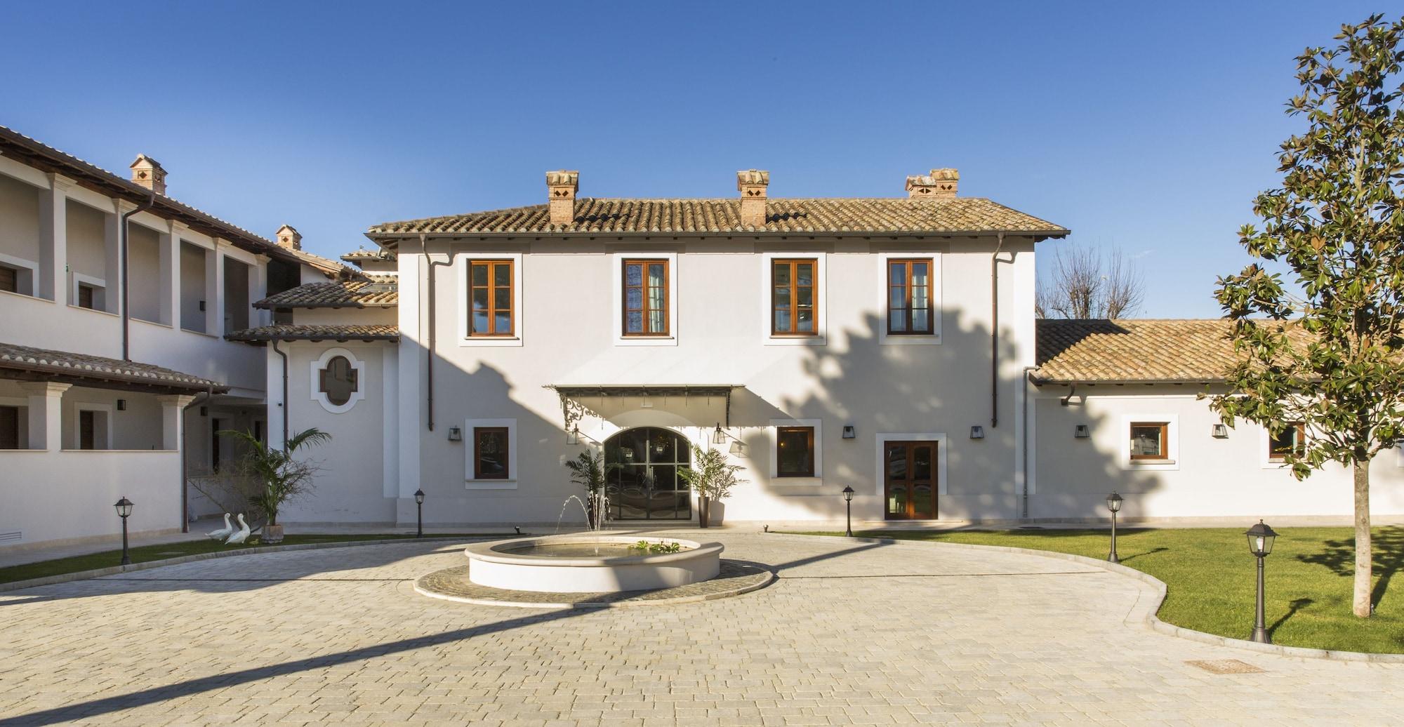 Favilla Hotel Di Charme 51/56